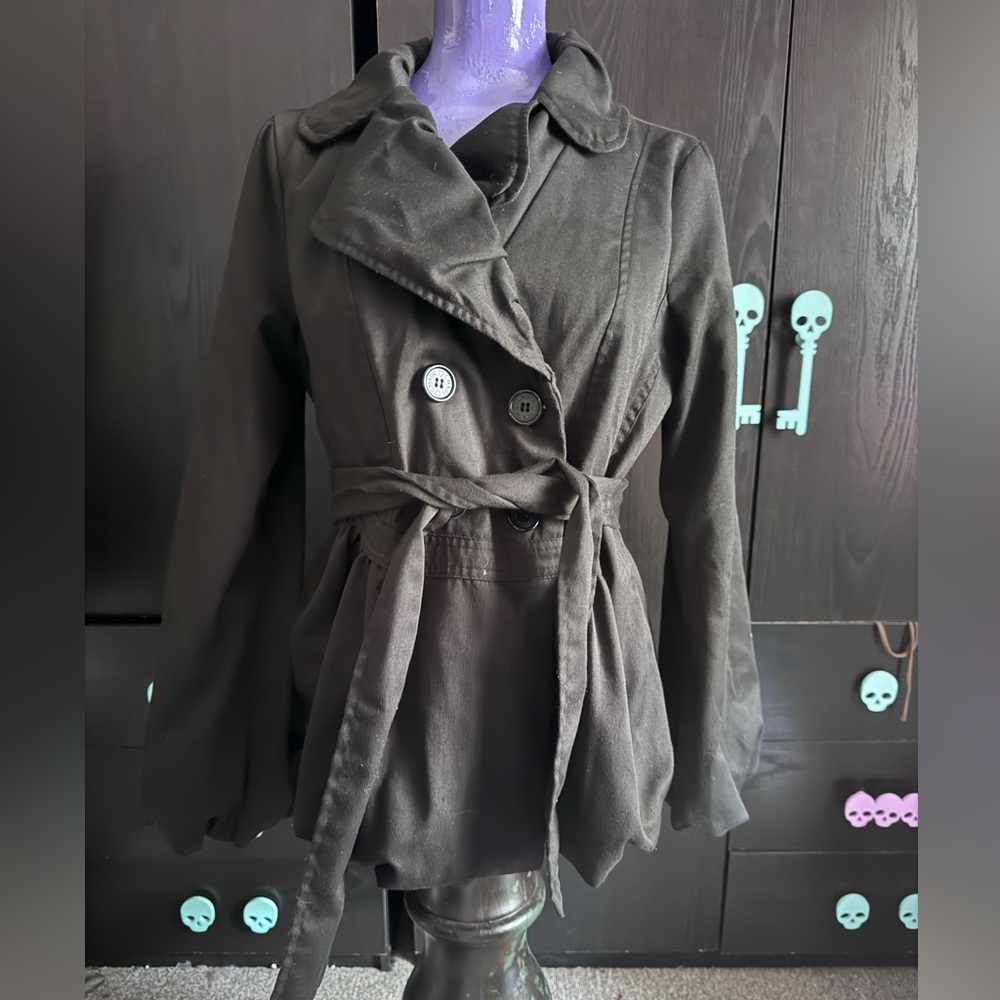 Elegant Double-Breasted Trench Coat